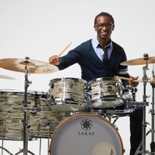 Roger Biwandu &ndash; Tribute To Al Jarreau