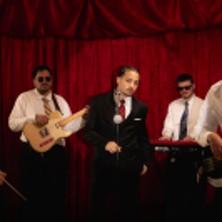Th&eacute;o Juice and The Sexy Music Live Band