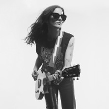Laura Cox - Troubled Tour